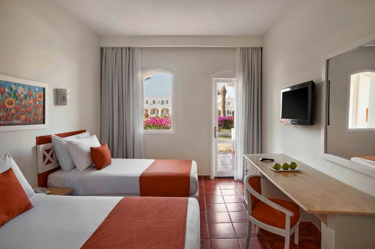 Hotel Jaz Neo Reef Marsa Baia di Coraya Esterno foto